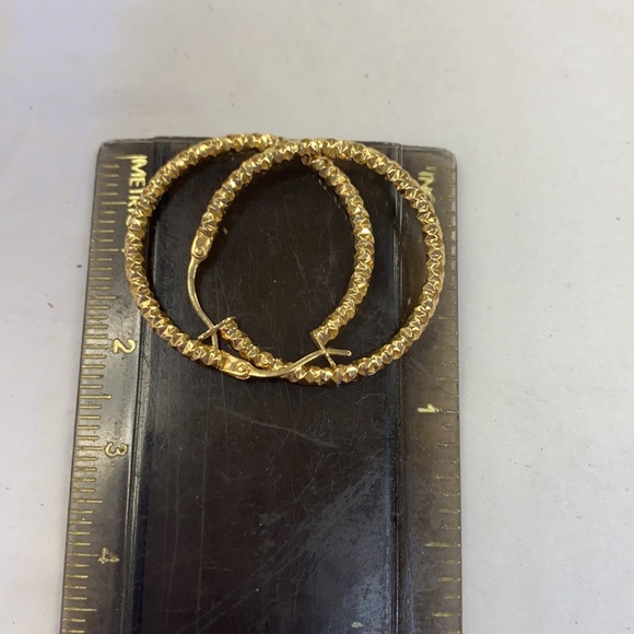 New 14k yellow gold hoop earrings - Picture 12 of 12
